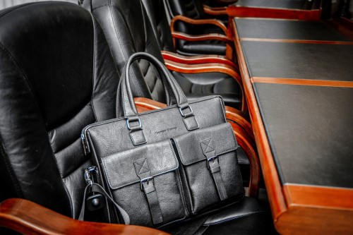 Деловая сумка Goran Tomp в магазине